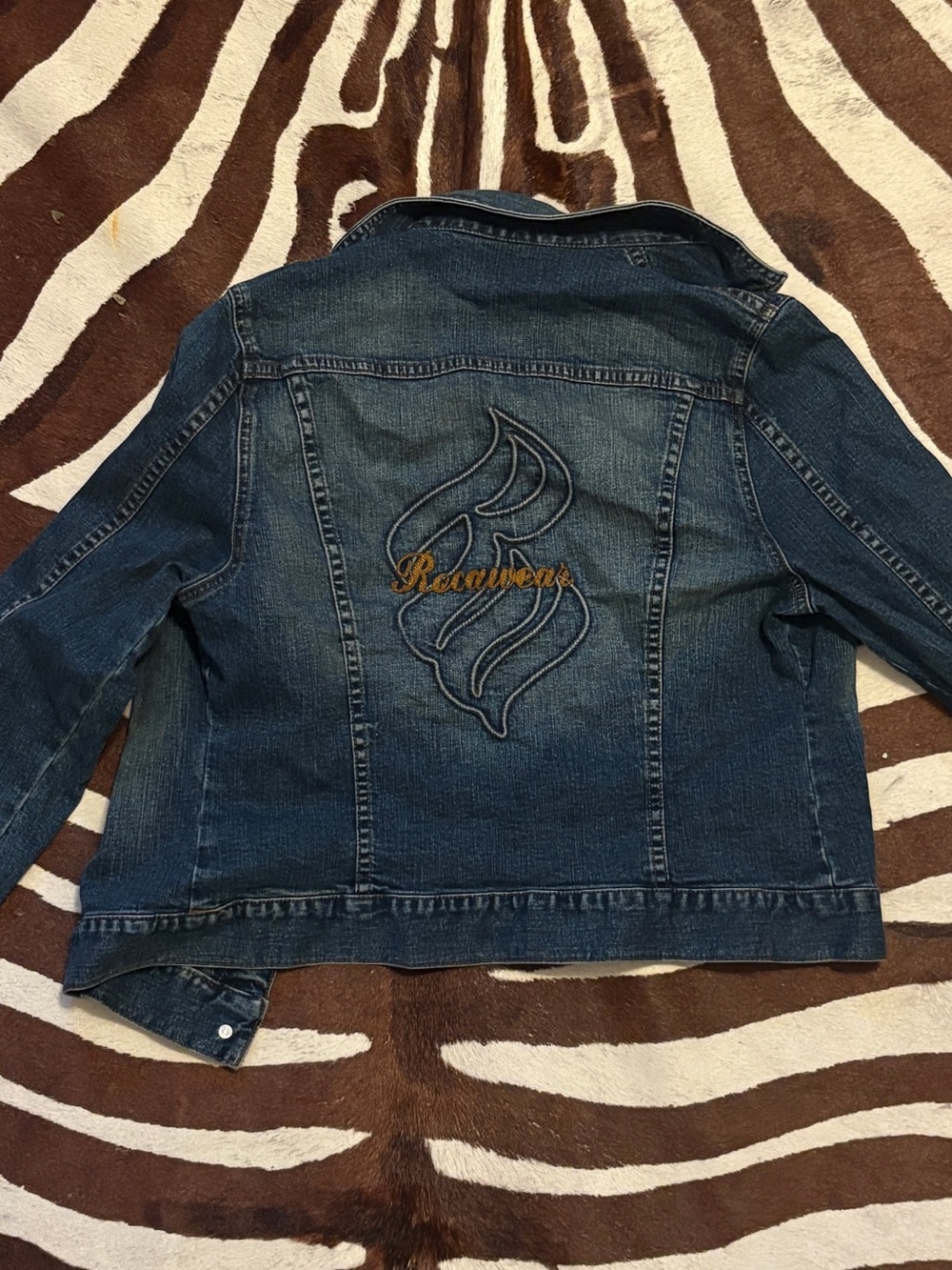 Rocawear Embroidered Blue Denim Jacket